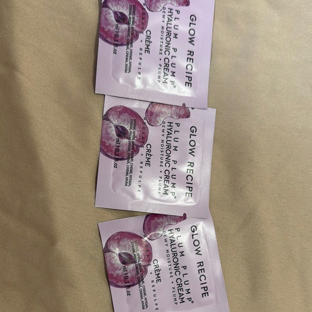 Glow recipe Plump Cream Packets